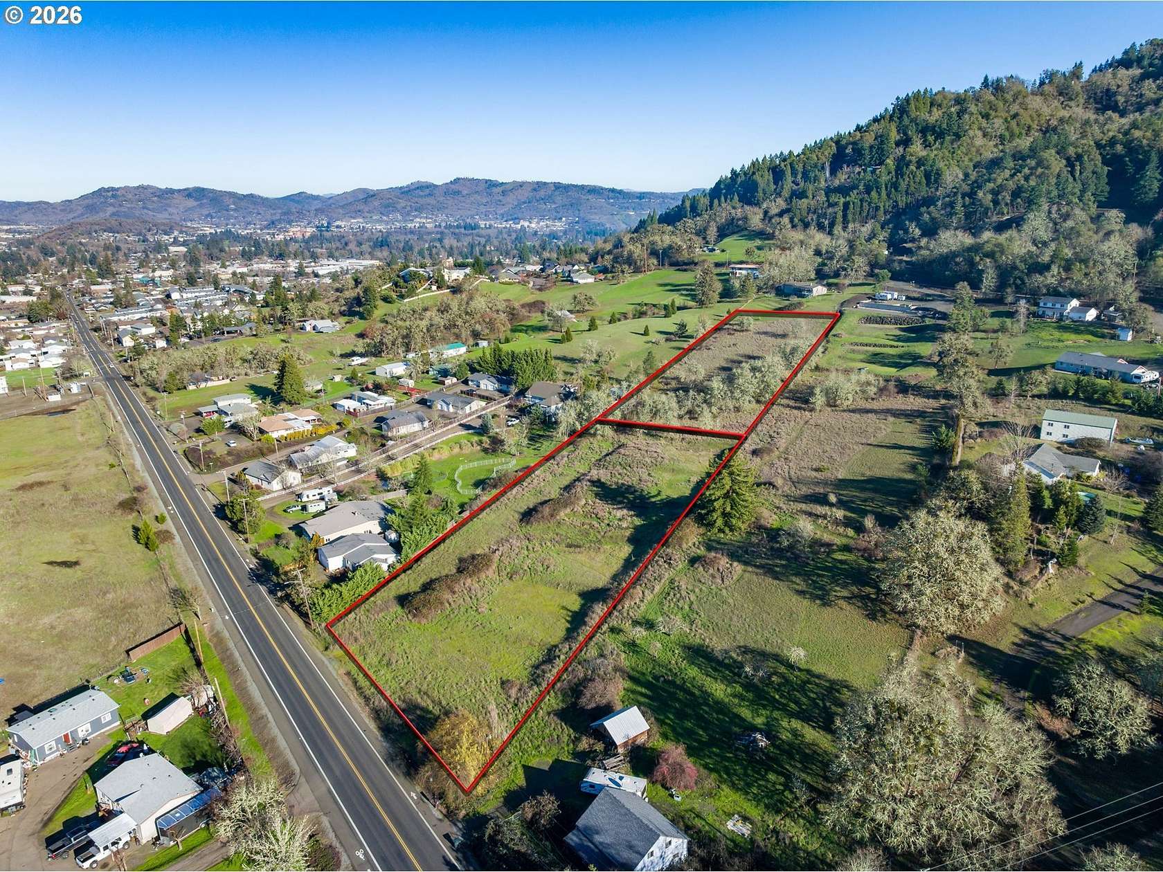3.73 Acres of Residential Land for Sale in Roseburg, Oregon