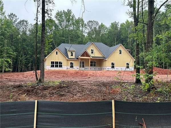 1.7 Acres of Land with Home for Sale in Jefferson, Georgia