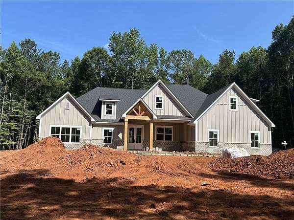 1.7 Acres of Land with Home for Sale in Jefferson, Georgia
