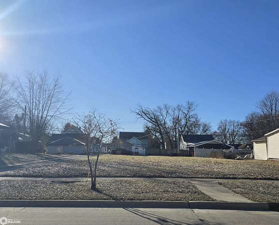 0.19 Acres of Land for Sale in Oskaloosa, Iowa