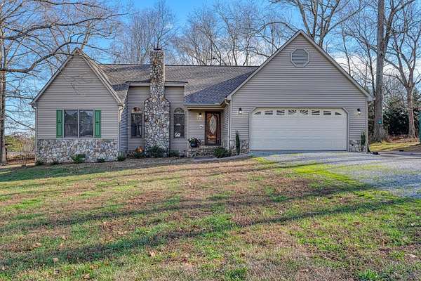 2 Acres of Improved Mixed-Use Land for Sale in Inman, South Carolina