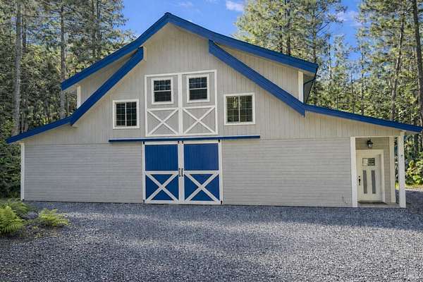 22 Acres of Recreational Land with Home for Sale in Fort Bragg, California