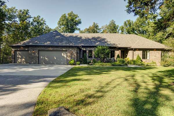 12.5 Acres of Land with Home for Sale in Nixa, Missouri