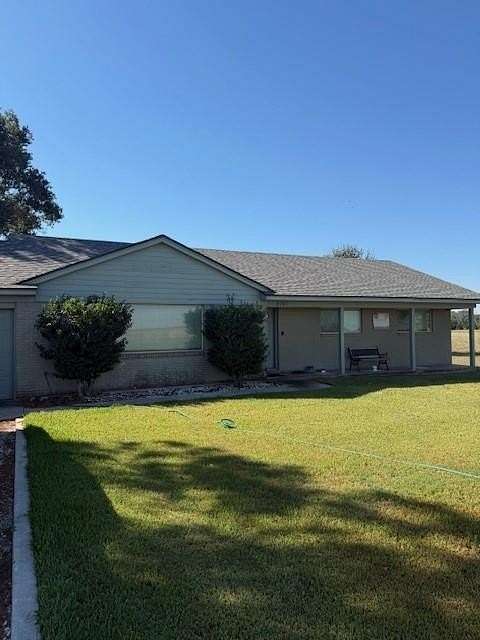 8.88 Acres of Residential Land with Home for Sale in Louise, Texas