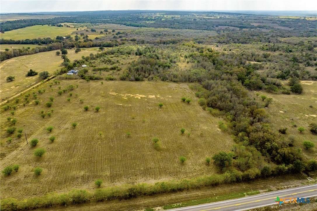 10 Acres of Land for Sale in Dale, Texas