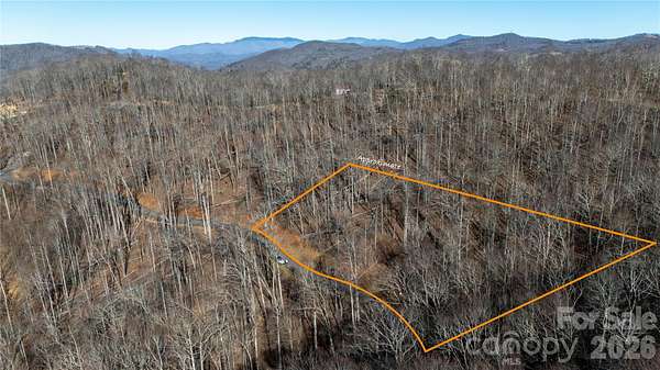 1.75 Acres of Residential Land for Sale in Spruce Pine, North Carolina