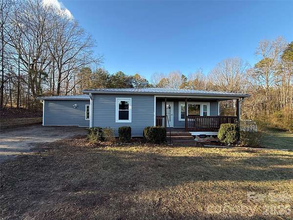 3 Acres of Residential Land with Home for Sale in Lincolnton, North Carolina