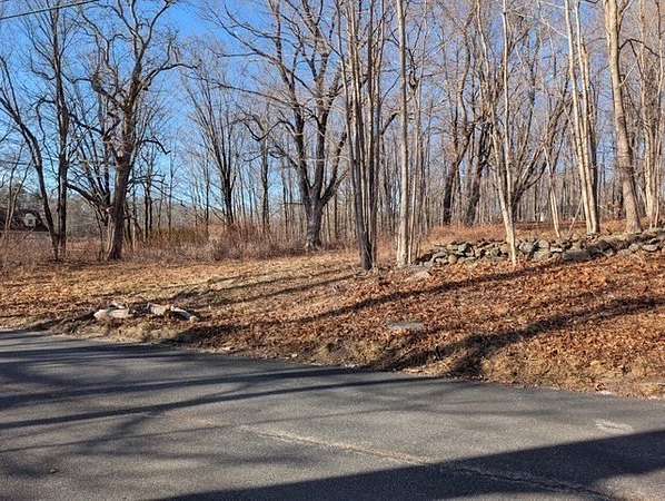 2.14 Acres of Land for Sale in Monson, Massachusetts