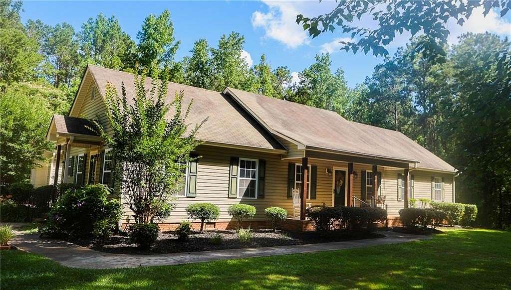 7.68 Acres of Residential Land with Home for Sale in Mansfield, Georgia