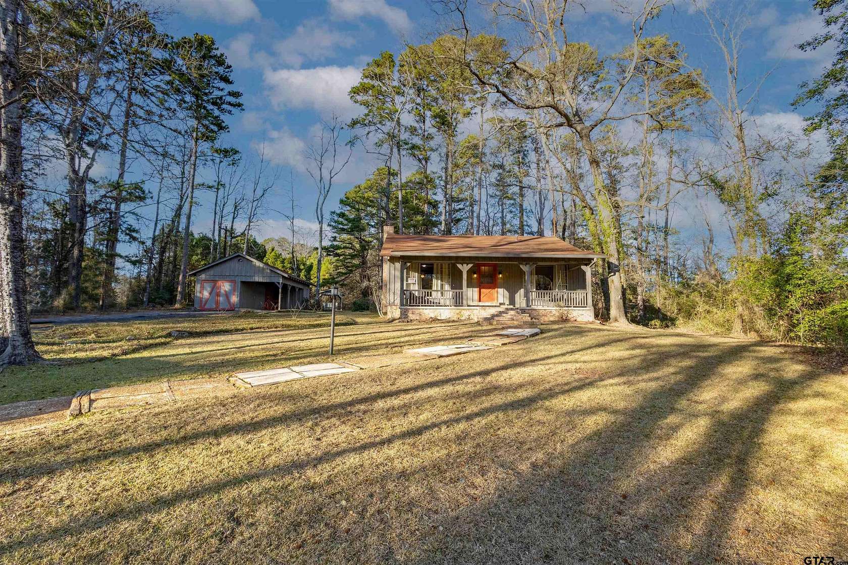 2 Acres of Residential Land with Home for Sale in Mineola, Texas