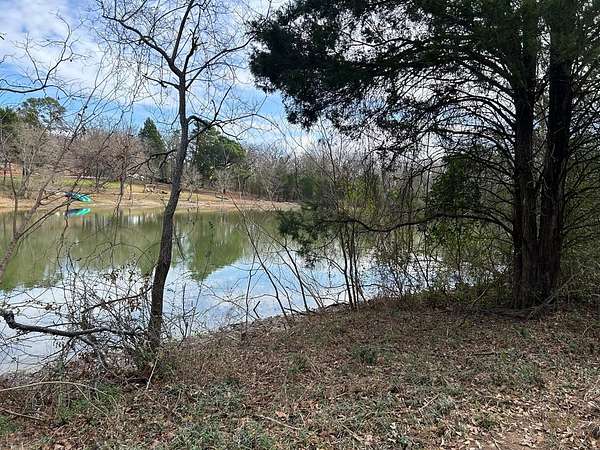 0.92 Acres of Residential Land for Sale in Malakoff, Texas