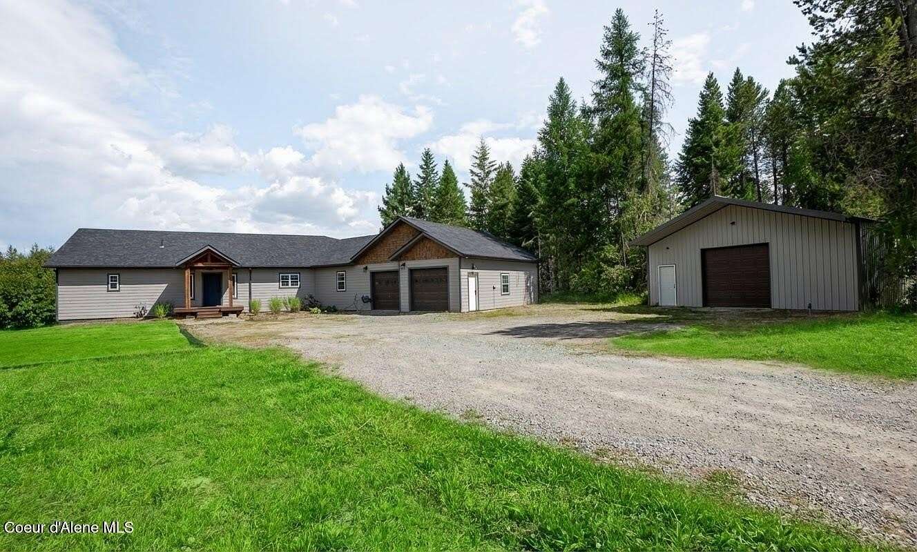 7.15 Acres of Land with Home for Sale in Bonners Ferry, Idaho