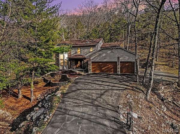 2 Acres of Residential Land with Home for Sale in Barnhart, Missouri