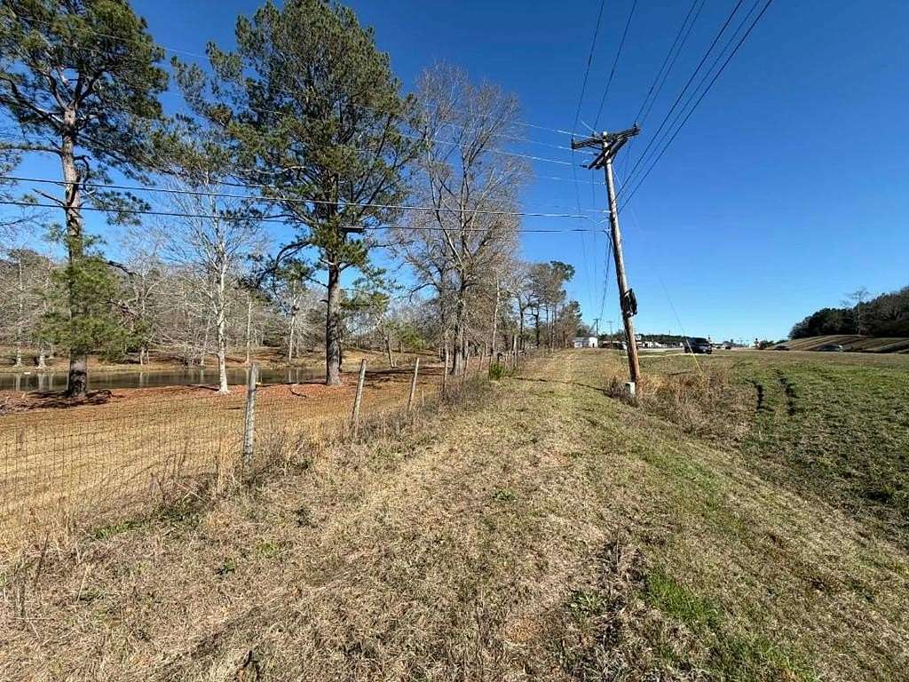 5.75 Acres of Mixed-Use Land for Sale in Laurel, Mississippi