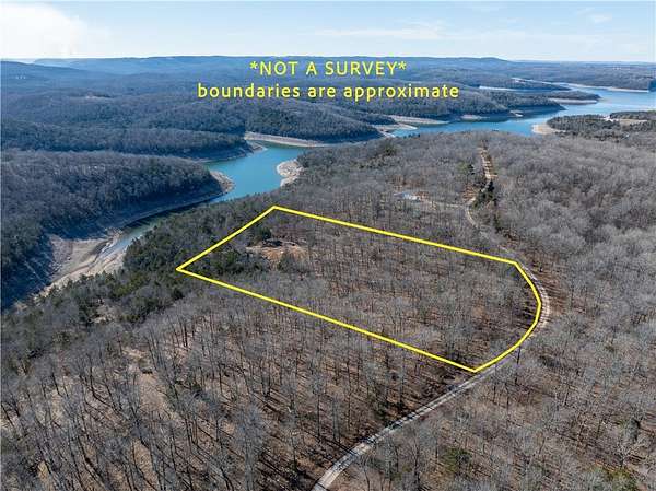 7.3 Acres of Residential Land for Sale in Yellville, Arkansas