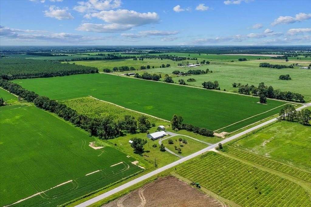 10 Acres of Residential Land for Sale in Chiefland, Florida