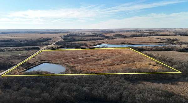 35 Acres of Land for Sale in Eskridge, Kansas