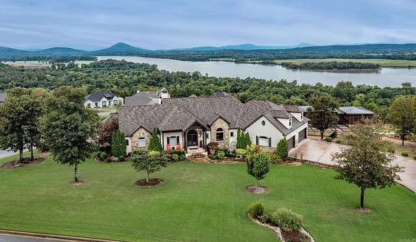 1.5 Acres of Residential Land with Home for Sale in North Little Rock, Arkansas