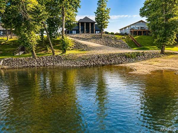 29 Acres of Recreational Land with Home for Sale in Doniphan, Missouri