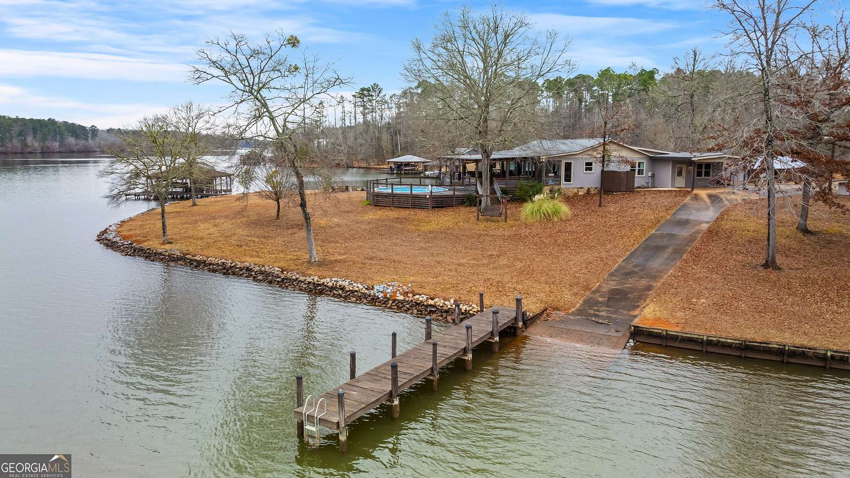 4 Acres of Land with Home for Sale in Eatonton, Georgia