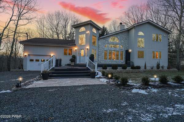 1.75 Acres of Residential Land with Home for Sale in Lords Valley, Pennsylvania