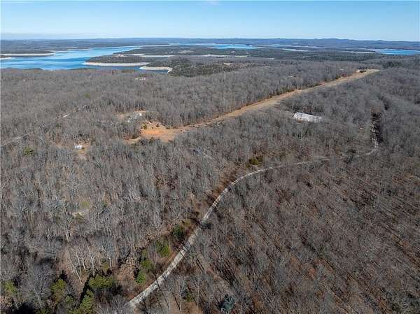 10.5 Acres of Recreational Land for Sale in Yellville, Arkansas