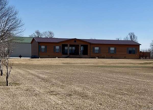 10.7 Acres of Land with Home for Sale in Corning, Arkansas