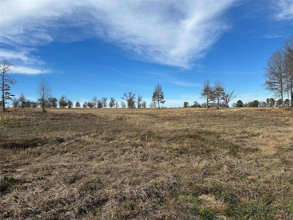 35.3 Acres of Land for Sale in Como, Texas