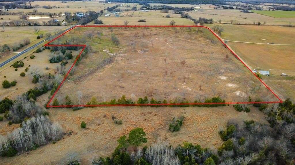 35.3 Acres of Land for Sale in Como, Texas