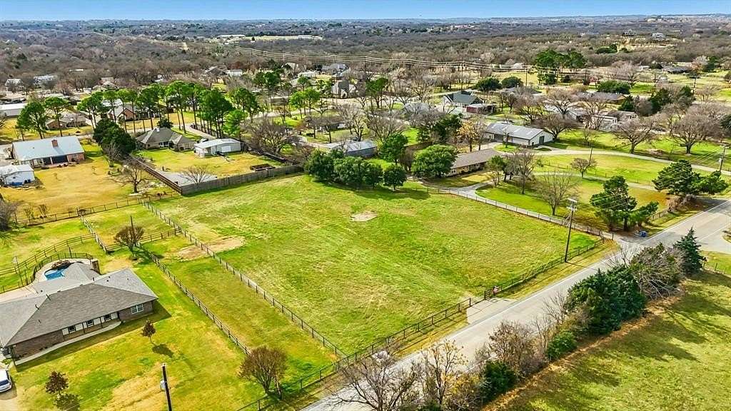 1.39 Acres of Residential Land for Sale in Copper Canyon, Texas