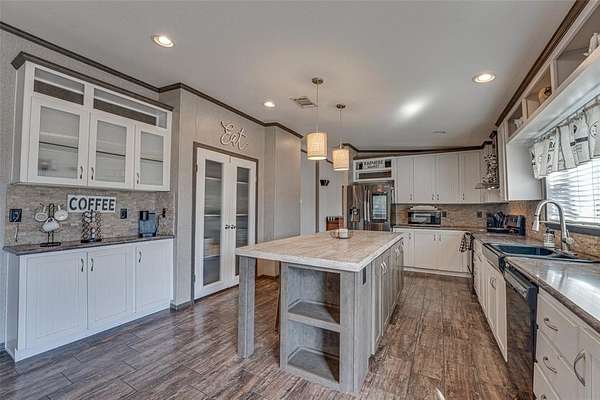 2.45 Acres of Residential Land with Home for Sale in Kaufman, Texas