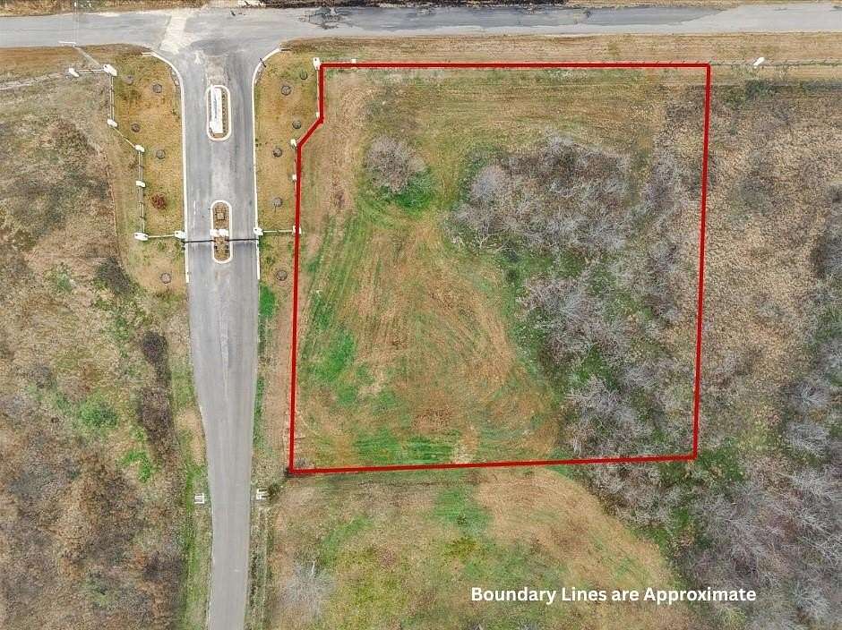 1.3 Acres of Residential Land for Sale in Corsicana, Texas