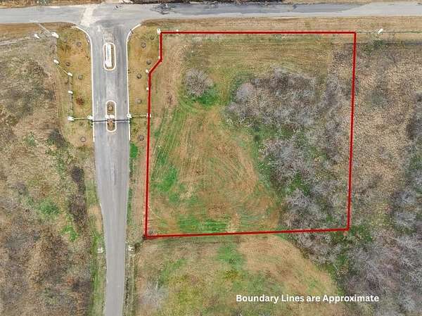 1.3 Acres of Residential Land for Sale in Corsicana, Texas