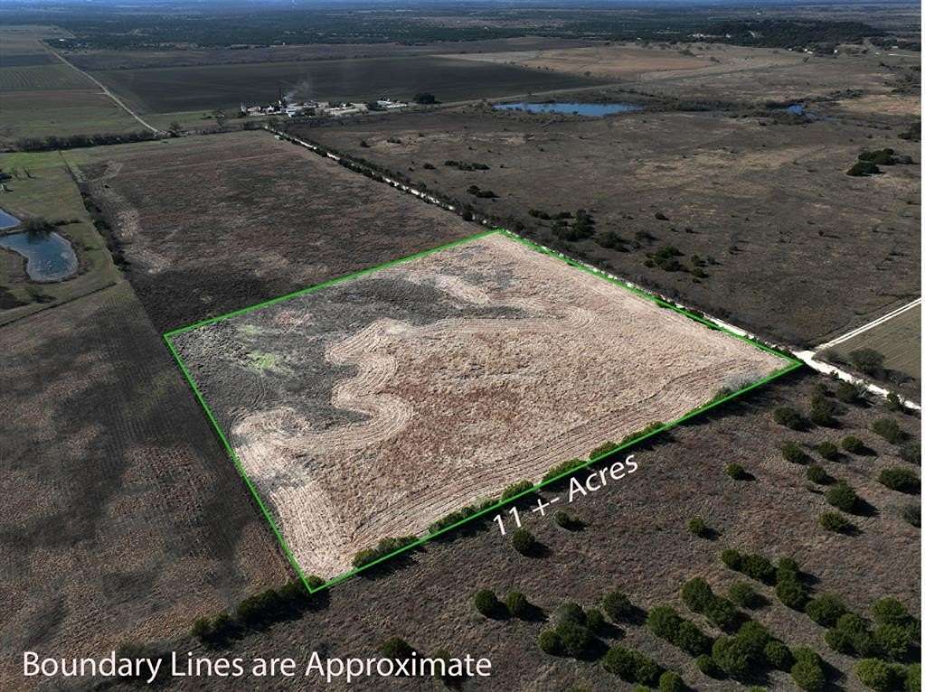 11 Acres of Land for Sale in Hamilton, Texas