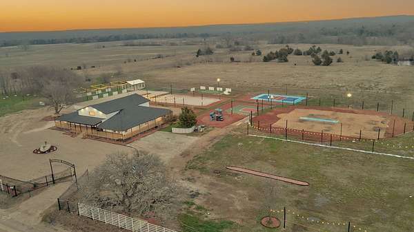 55.2 Acres of Agricultural Land with Home for Sale in Gainesville, Texas