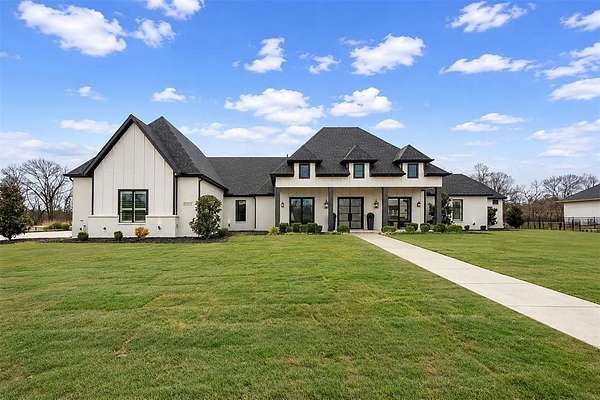 1.5 Acres of Land with Home for Sale in Celina, Texas