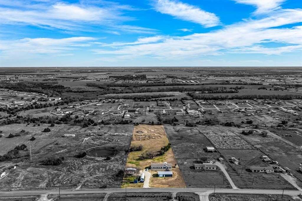 4.48 Acres of Residential Land with Home for Sale in Nevada, Texas