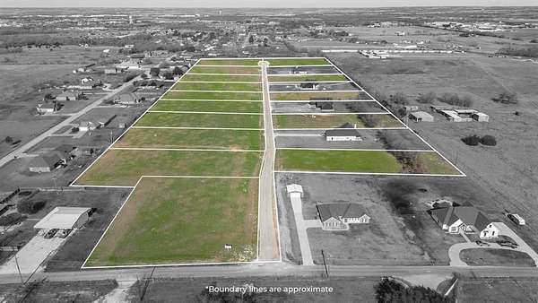 1.2 Acres of Residential Land for Sale in Hillsboro, Texas