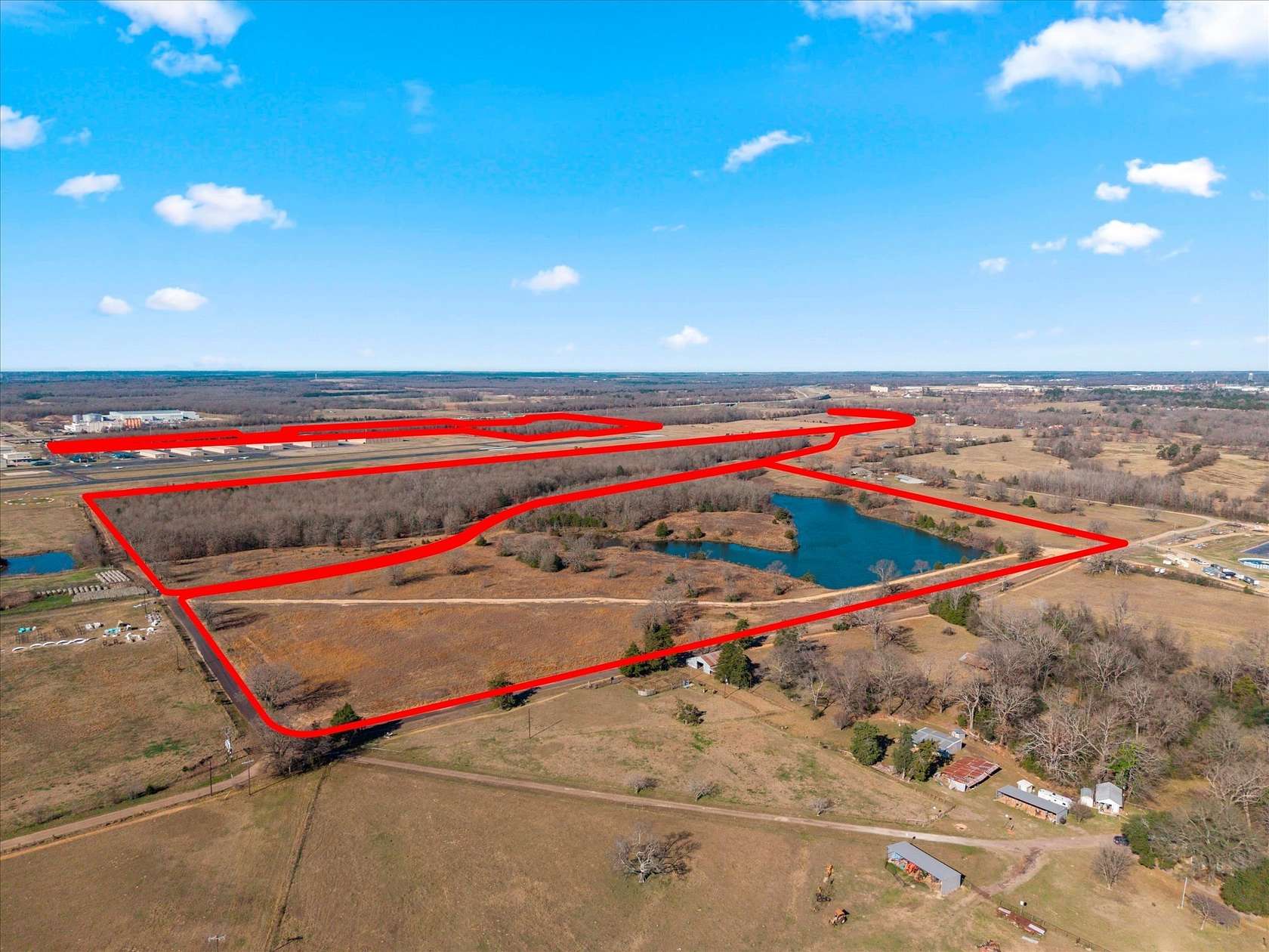 40 Acres of Commercial Land for Sale in Mount Pleasant, Texas