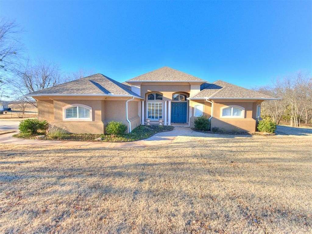 2 Acres of Land with Home for Sale in Norman, Oklahoma