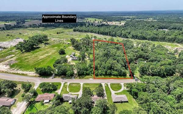 3 Acres of Residential Land for Sale in Lufkin, Texas