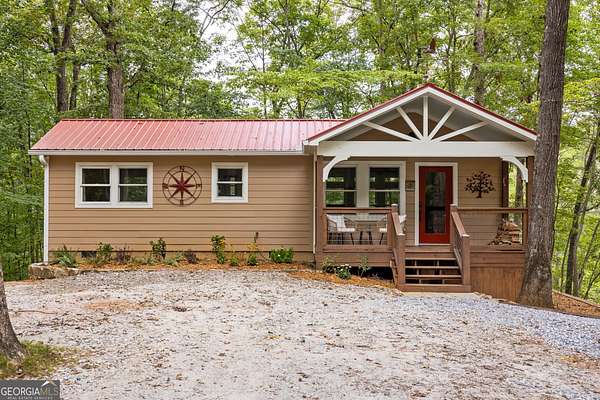 5.2 Acres of Residential Land with Home for Sale in Lula, Georgia