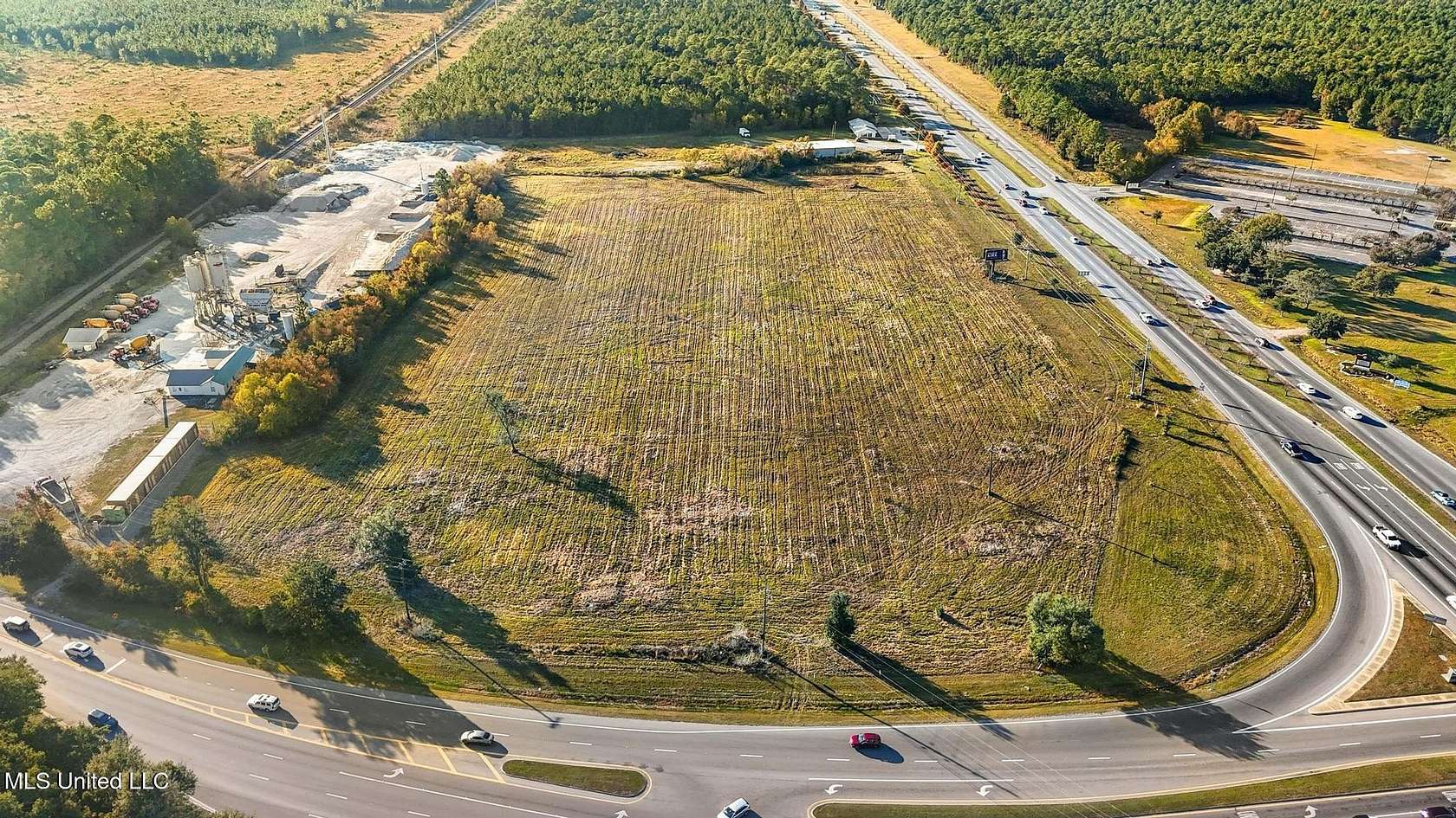 12 Acres of Commercial Land for Sale in Ocean Springs, Mississippi