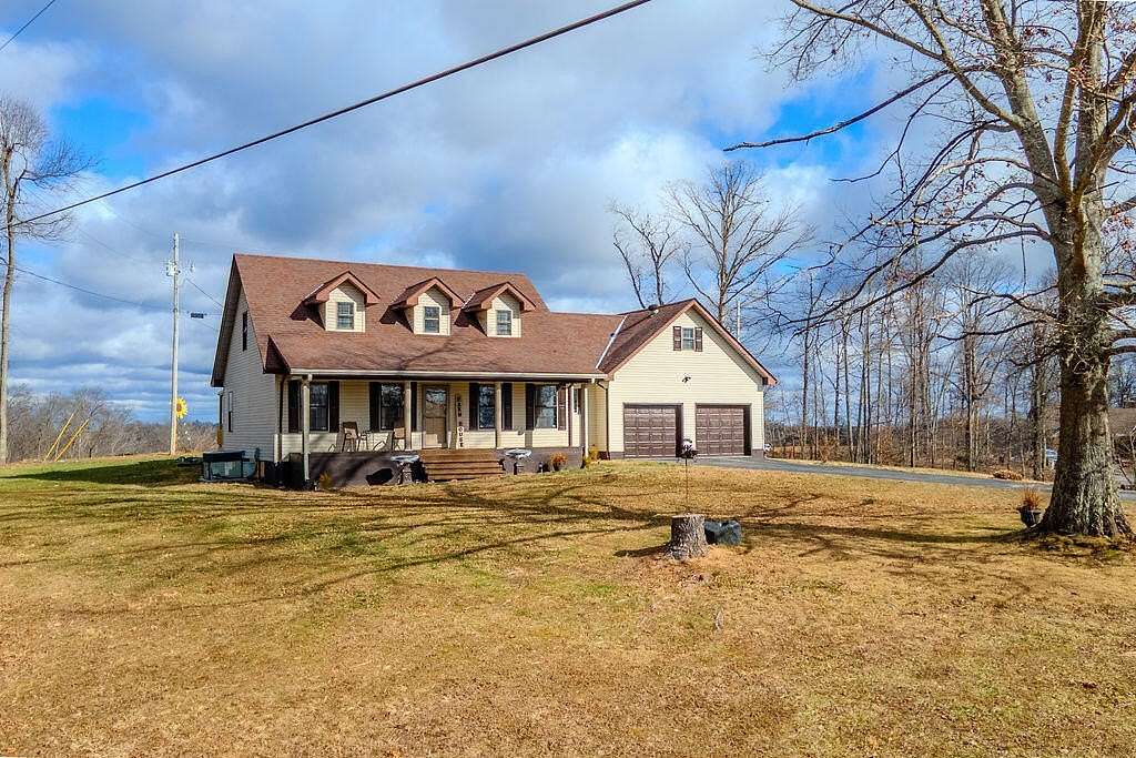 4 Acres of Land with Home for Sale in McKee, Kentucky