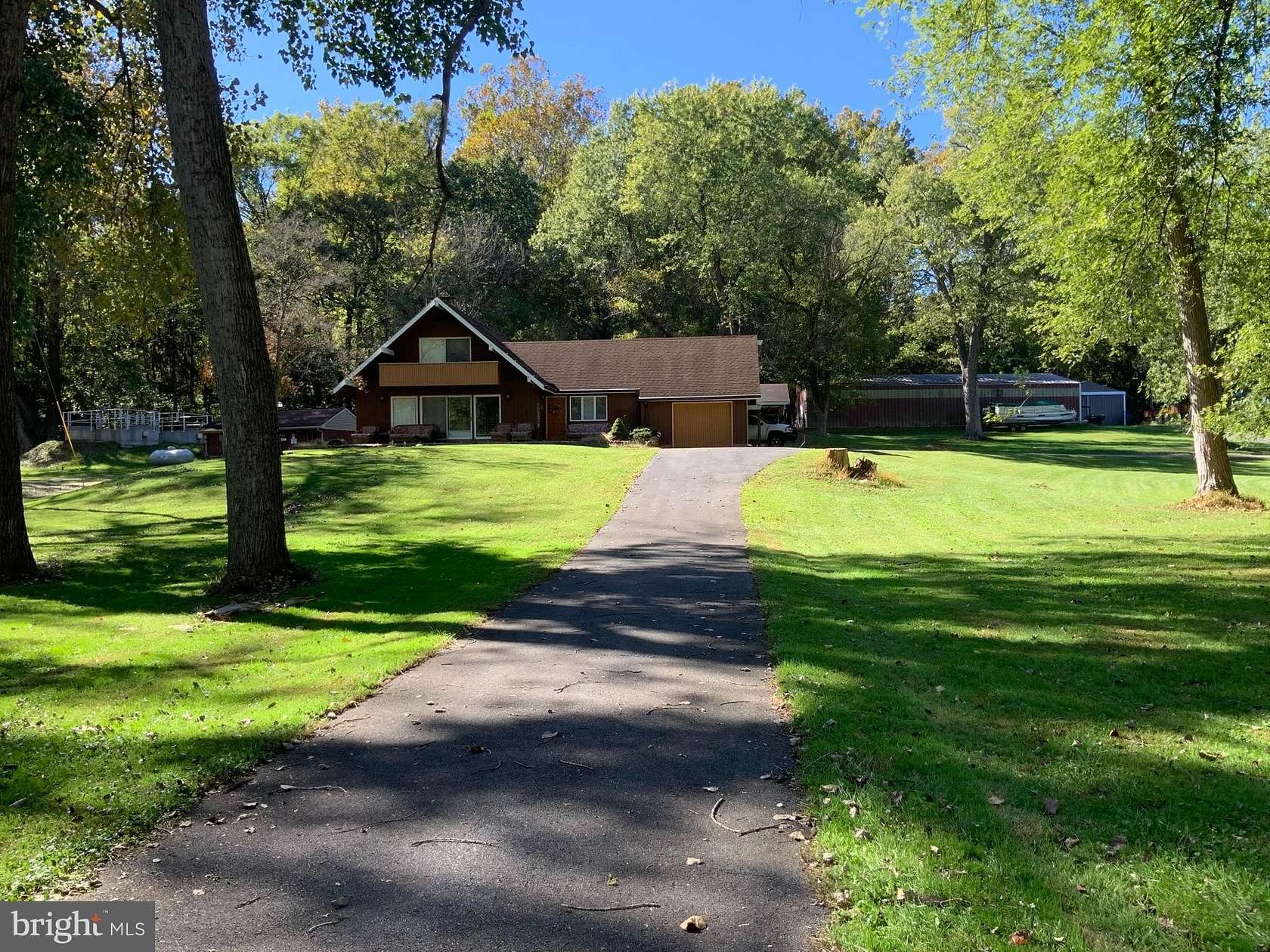 4.24 Acres of Residential Land with Home for Sale in Harpers Ferry, West Virginia