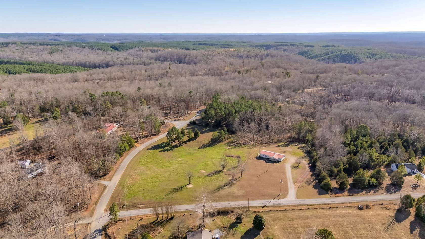 5 Acres of Land for Sale in Nunnelly, Tennessee