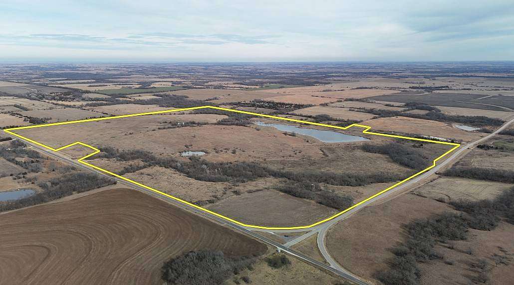 157 Acres of Land for Auction in Eskridge, Kansas