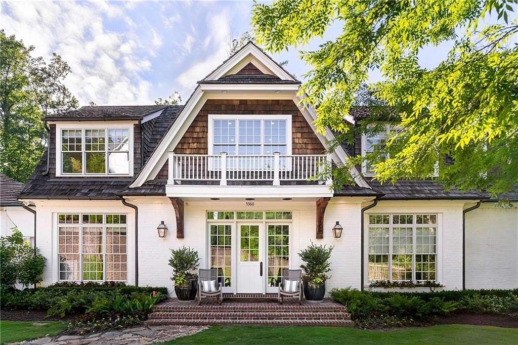 3.26 Acres of Residential Land with Home for Sale in Atlanta, Georgia