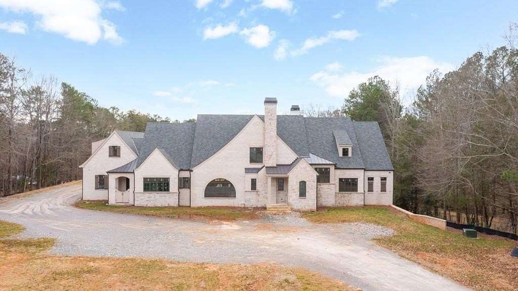 5 Acres of Residential Land with Home for Sale in Milton, Georgia