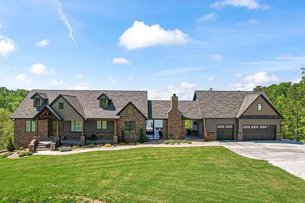 248 Acres of Land with Home for Sale in Garfield, Arkansas